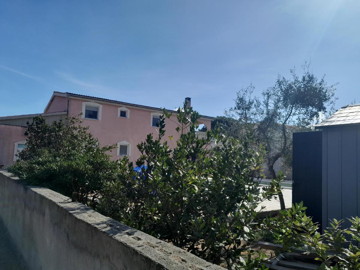 Caliente Apartments Vir B Exterior foto